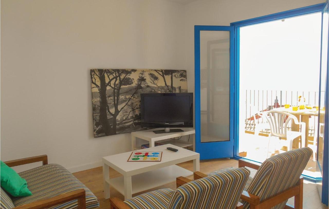 2 Bedroom Amazing Apartment In Tossa De Mar Extérieur photo